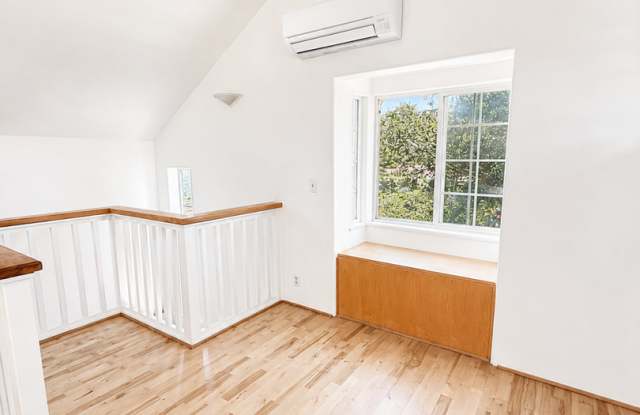 Brand New Upstairs 1 Bedroom ADU with Private Entrance & Backyard Access Gallery 3