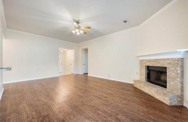 1315 Markham Court Gallery 4