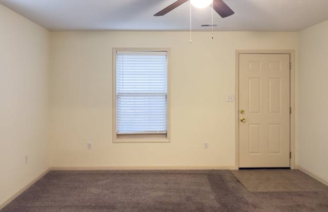3254 Buckland Square Gallery 2