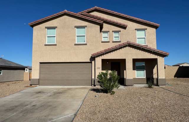 Nice newer 2 story home Gallery 1