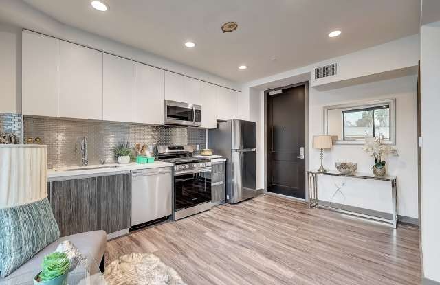 Brand New Building featuring 1 & 2 bedroom Flats & Townhomes! photos photos Brand New Building featuring 1 & 2 bedroom Flats & Townhomes! photos photos