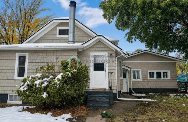 4 Bedroom, 1 Bathroom Home for Rent Gallery 1