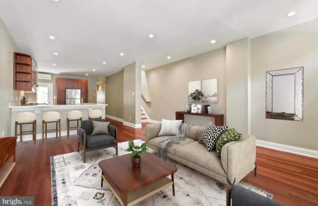 2320 LOMBARD STREET Gallery 4