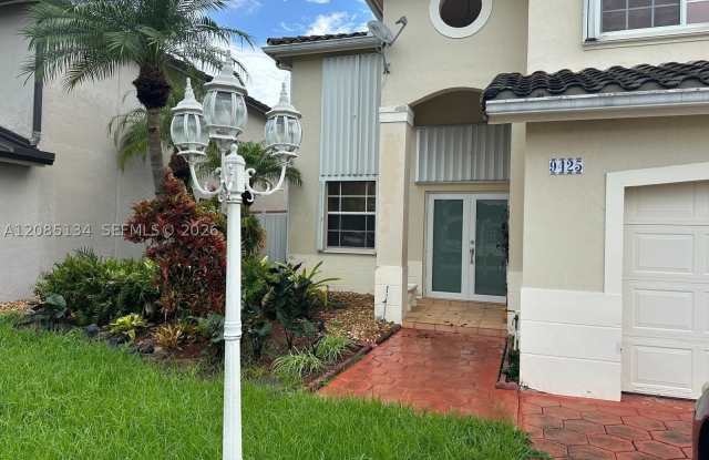 9425 SW 155th Ave Gallery 1