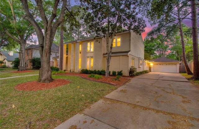 12027 Riverview Drive Gallery 3