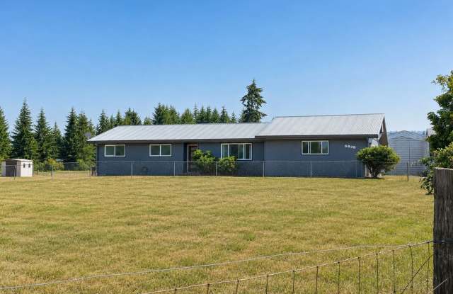 Renovated Tenino Home with Barn, Pasture & Bonus Room photos photos