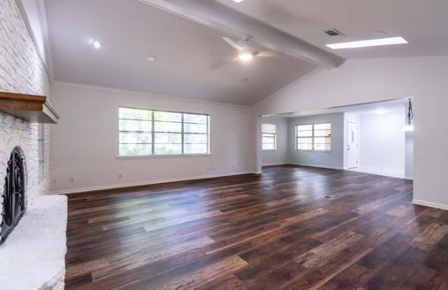 12504 Silver Spur Gallery 4