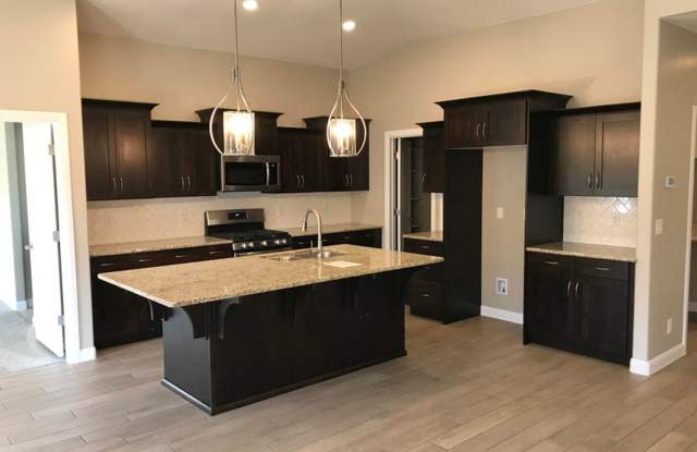 Beautiful Little Valley Home! Gallery 4