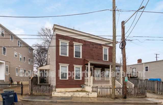 1809 Kendall St NE photos photos
