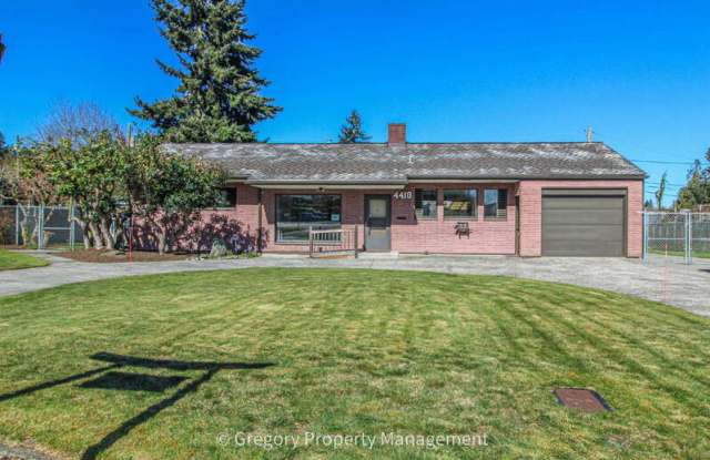 4418 Colby Ave photos photos