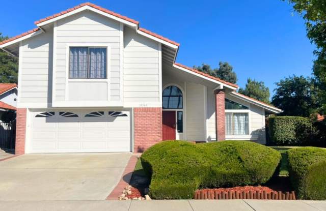 Temecula Pool Home - 4 Bed | 2.5 Bath photos photos