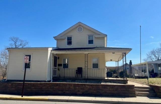 52 Maple Ave photos photos