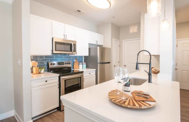 Avana Lake Norman photos photos