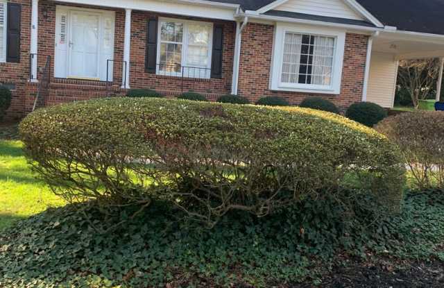 NORTH HILLS CHARMER--2 STORY--DOWNSTAIRS BEDROOM/OFFICE--FORMAL AREAS-LAUNDRY/MUD AREA-CARPORT photos photos