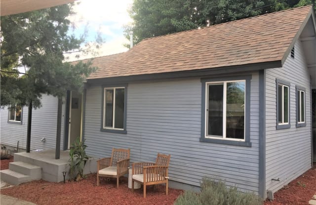 436 W Palm Avenue - 436 West Palm Avenue, Monrovia, CA 91016