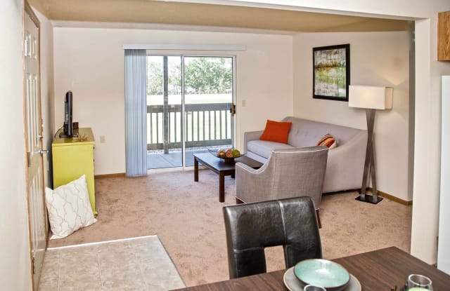 Huntington Ridge Apartments - Affordable Housing Gallery 3