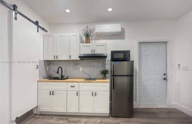 15400 SW 169th Ln photos photos