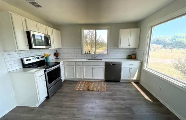 7976 Bear Hill Road Gallery 4