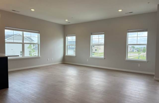 Big Ben Townhomes – Brand New 2 Bedroom Townhome | Attached 2-Stall Garage Gallery 2