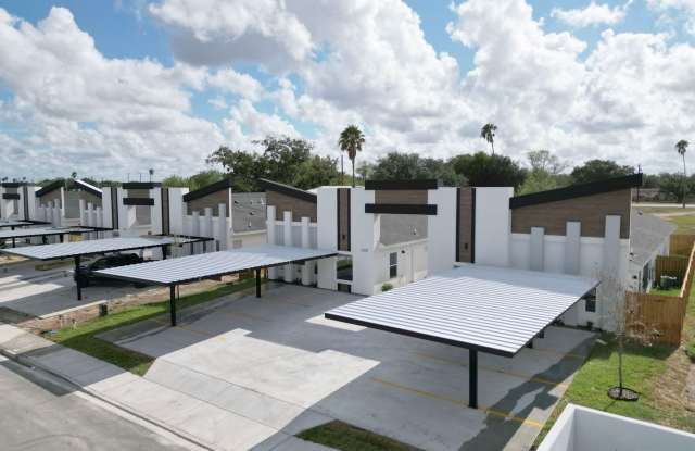 Beautiful 3bed/2bath Home in Edinburg Gallery 3