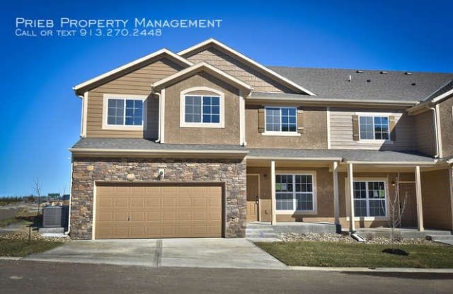 22067 W 125th St - Building #7 - 22067 West 125th Street, Olathe, KS 66061
