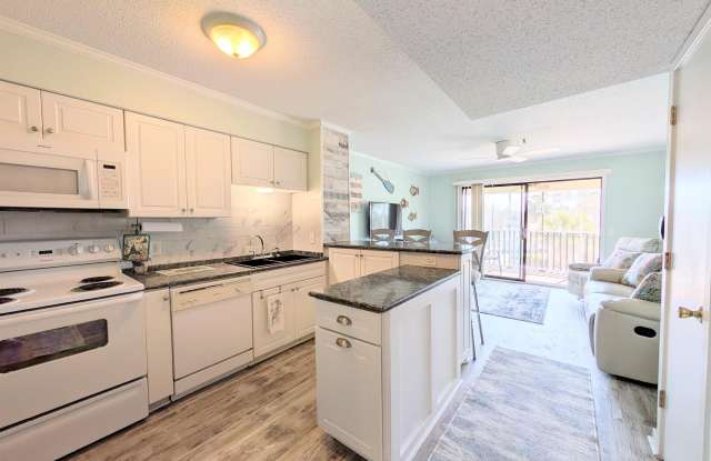 4350 Intercoastal Dr. Gallery 4