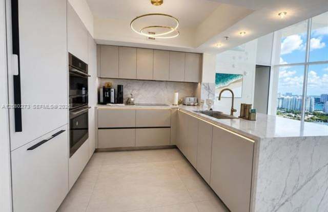 16699 Collins Ave cu-2907, Sunny Isles Beach, FL 33160 Gallery 1