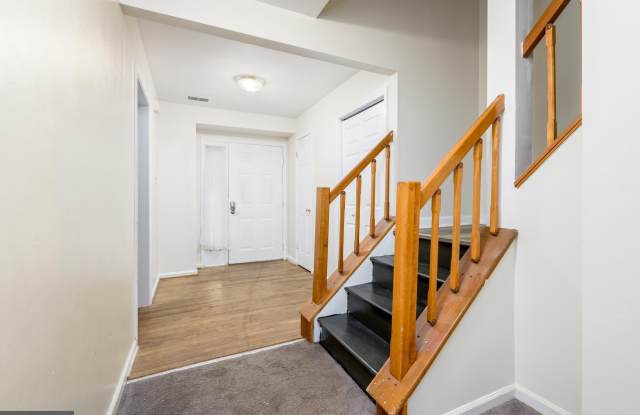 77 BUNKER HILL Court Gallery 3