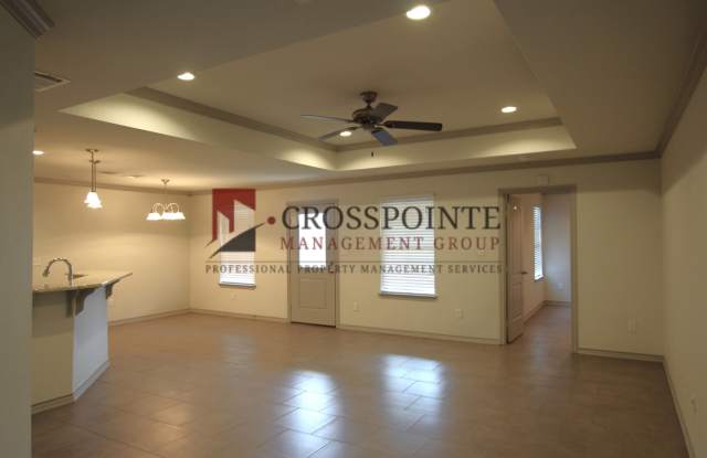 Beautiful 3 Bedroom 2 Bathroom Townhouse in South Tyler! Gallery 4
