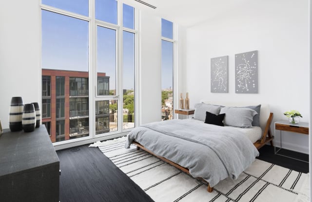 Elevate Lincoln Park Apartments Gallery 2