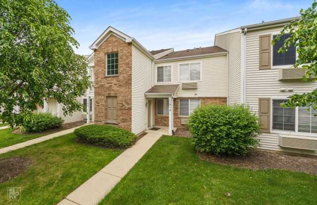 Second Level Condo with Detached Garage - 1614 McClure Road, Aurora, IL 60505
