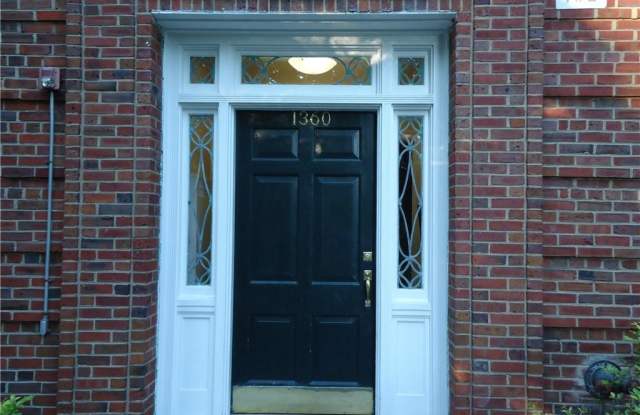 1360 Midland Gallery 4