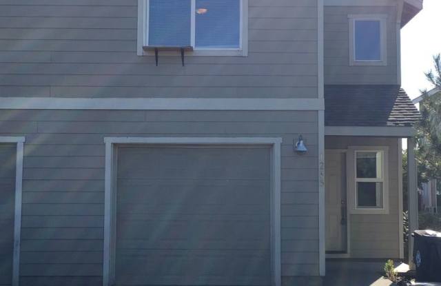 3 Bedroom Duplex in SW Redmond photos photos