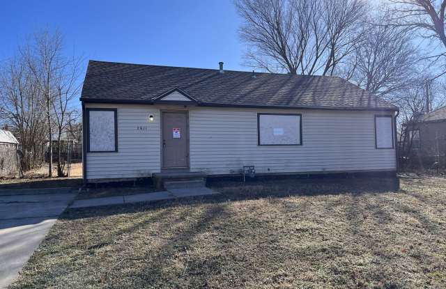 2611 Shadybrook Lane photos photos