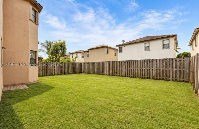 24226 SW 113th Psge Gallery 2