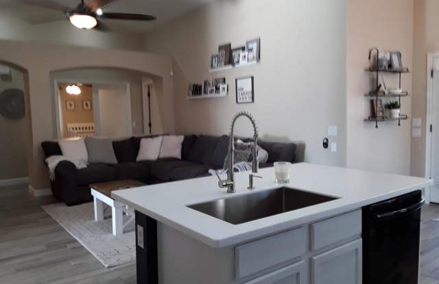 3344 E Chickadee Road Gallery 3