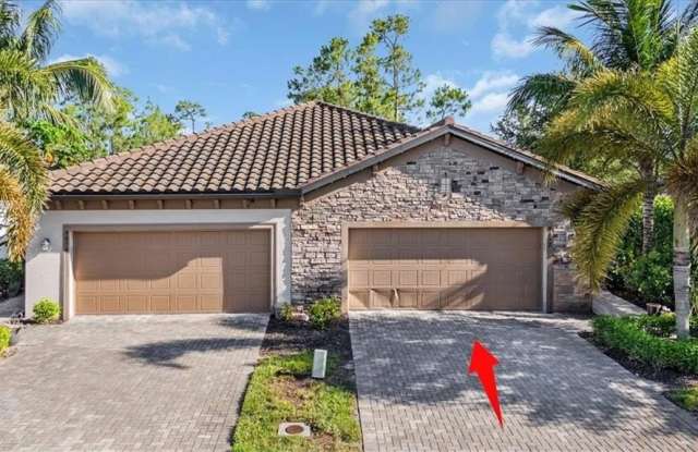 9052 Glenforest photos photos