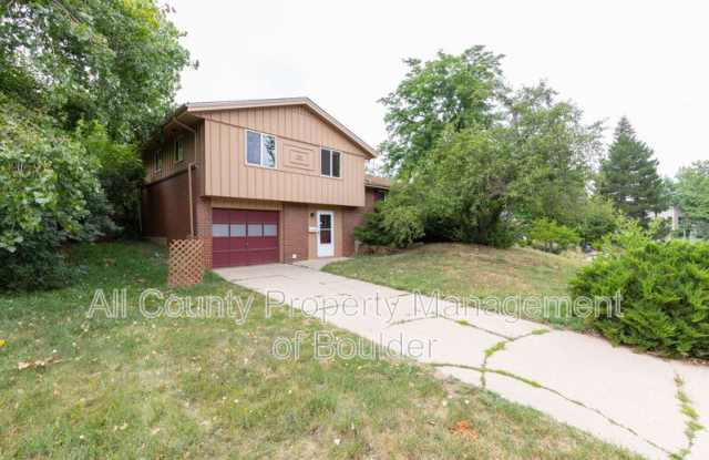 1030 Miami Way photos photos