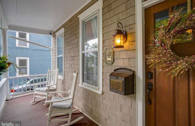 11 DEAN STREET - 11 Dean Street, Annapolis, MD 21401