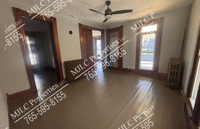 419 East Washington Street - 1 Gallery 3