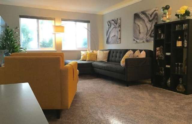1756 Essex Street - 205, Unit #205 Gallery 3