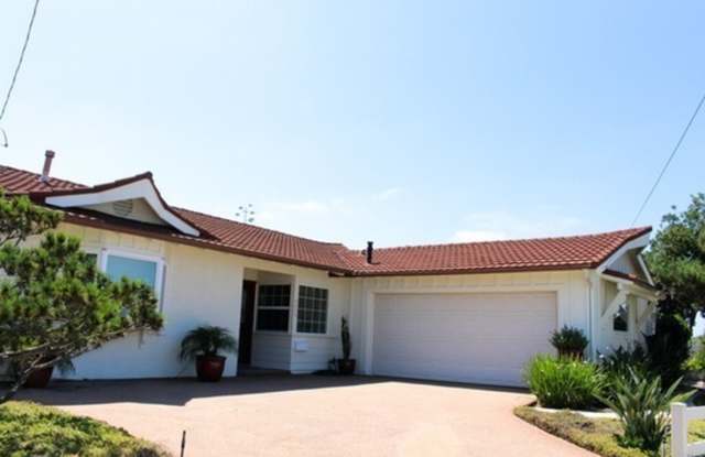 Very Desirable Single Level Home In UTC Has Panoramic Canyon Views Of Mount Soledad photos photos Very Desirable Single Level Home In UTC Has Panoramic Canyon Views Of Mount Soledad photos photos