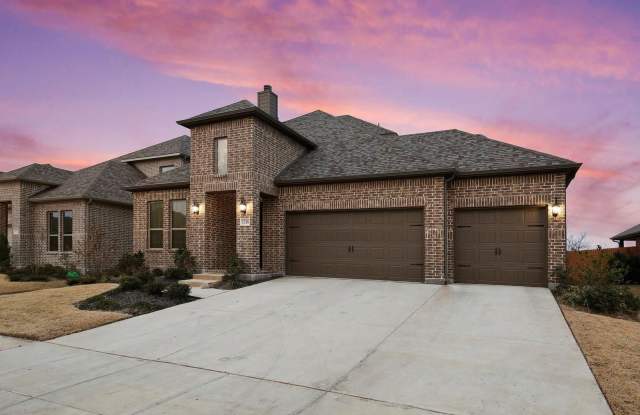1316 Hudson Lane Gallery 1