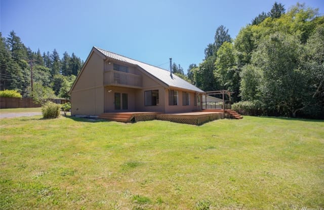 8985 Miller Road Northeast - 8985 Miller Road Northeast, Bainbridge Island, WA 98110