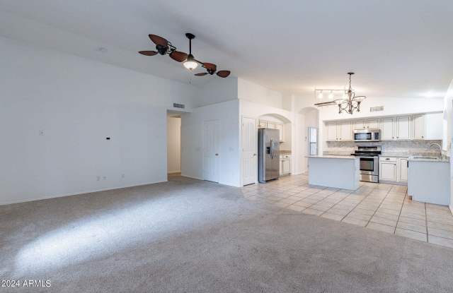 4719 E WEAVER Road Gallery 3