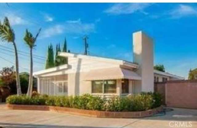 809 E Collins Avenue Gallery 2