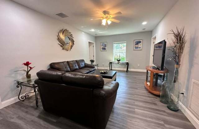 520 Hampton Road 2, West Palm Beach, FL 33405 Gallery 4