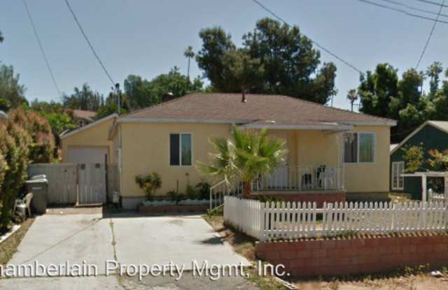 651 Lemon Ave - 651 Lemon Avenue, Vista, CA 92084