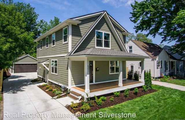 501 N Kenwood Gallery 3