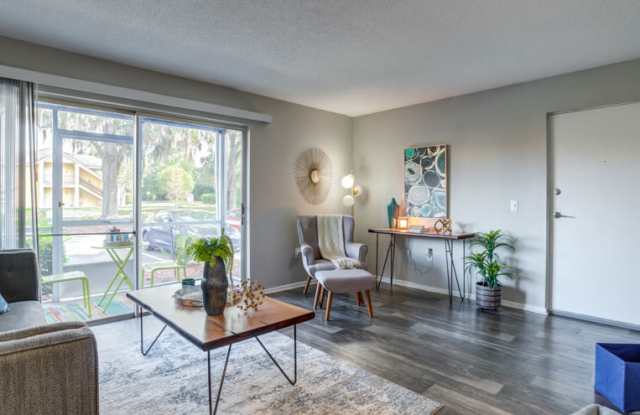 Latitude 28 Apartments Gallery 4
